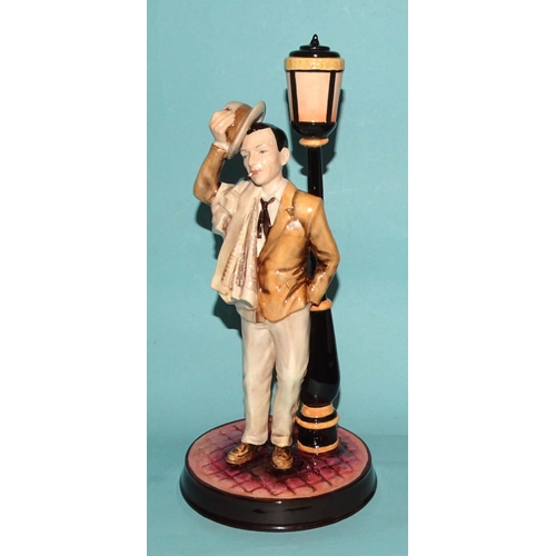 156 - A Kevin Francis/Peggy Davies Ceramics 'The Frank Sinatra Figure' no.177/750, with certificate of aut... 