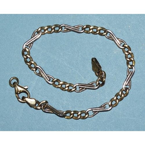 176 - A 9ct gold fancy-link bracelet, (catch a/f), 5g.