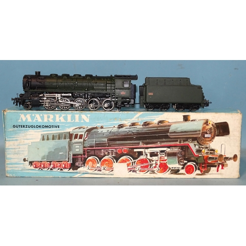 388 - Märklin HO gauge, no.3046, SNCF 2-10-0 locomotive and tender, (boxed).