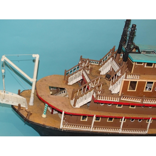 629 - A scratch/kit-built paddle steamer of mainly wood construction, with gangplank, some interior detail... 