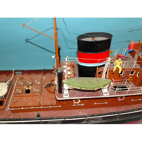 635 - A large model of the Thames tug 