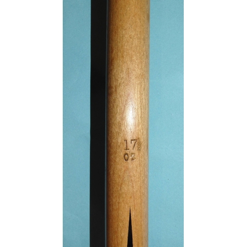 663 - A JP Mannock Anti-Grip cue, 58'' long, 17½oz weight, with horn ferrule and mother of pearl badge, in... 