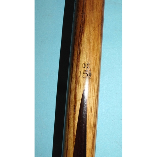 666 - The Melbourne Inman Cue, 57½'' long, 15½oz weight, with ivorine 'young photograph' badge, (no case).... 