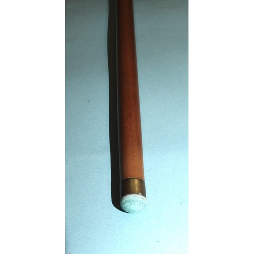 671 - A collection of three snooker cues: 'The Cannon Match Cue', 58'' 17oz, 'Willie Smith Record Cue', 58... 