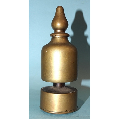 689 - A brass locomotive whistle, 143mm high.