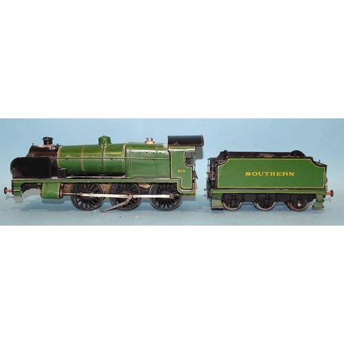 79 - O gauge, 2-6-0 SR locomotive and tender RN879, (a/f, no front bogie), together with a quantity of lo... 