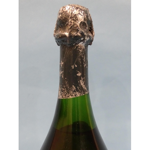 215 - Moët et Chandon Cuvée Dom Perignon, Vintage 1962, (label scuffed, one corner lacking, fo... 