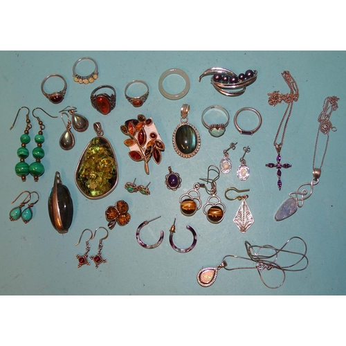 214 - Two opal-set silver rings, two Labradorite pendants and other gem-set jewellery, mainly in 925-silve... 