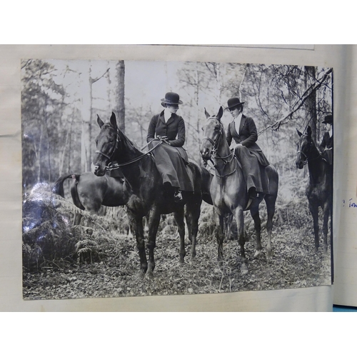 119 - Ten Edwardian and later photographs of hunting, including one entitled 