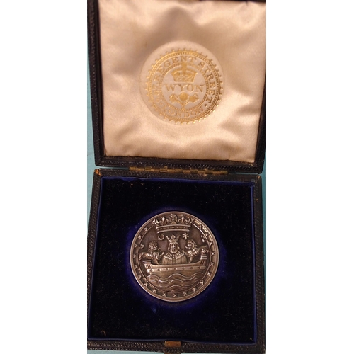 184 - The Royal Dart Yacht Club presentation medal, undated, by JS & AB Wyon, 38mm, (cased), a Plymout... 