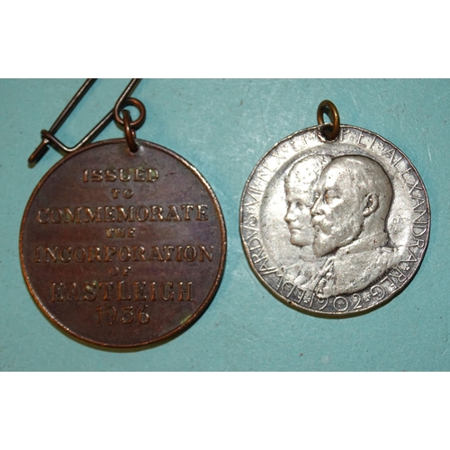 184 - The Royal Dart Yacht Club presentation medal, undated, by JS & AB Wyon, 38mm, (cased), a Plymout... 