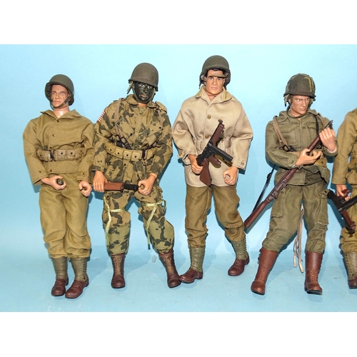 341 - 21st Century Toys, 1:6-scale figures, eight US Army figures with assorted equipment, etc, (a/f), (8)... 