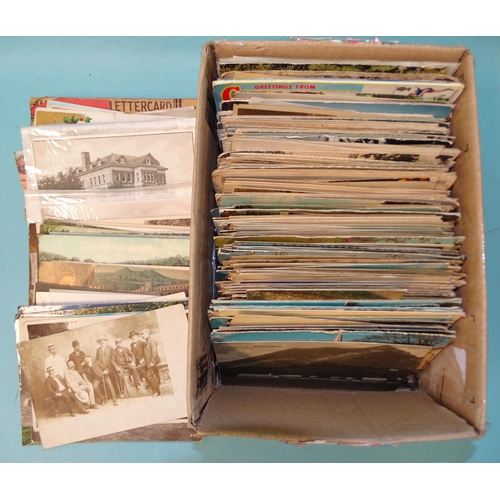 92 - Approximately 500 postcards, mainly topographical.