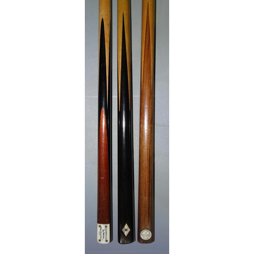 361 - A collection of three snooker cues: a MacMorran Tom Newman cue, 18oz, 58'', a Burroughes/Watts prese... 