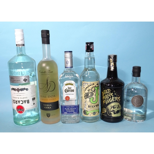 508 - Bacardi Carta Blanca (x1) 37.5% 1.5L, Colwith Farm Cornish Vodka (x1) 40% 70cl, St Piran's Rum (x1) ... 