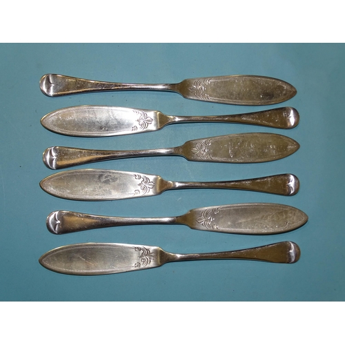 603 - A set of six silver fish knives, Sheffield 1929, maker EV, ___10.5oz.