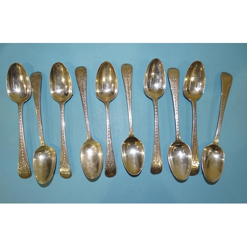 642 - A set of ten bright-cut Old English pattern teaspoons, maker William Sumner, London 1783, ___4.8oz.... 