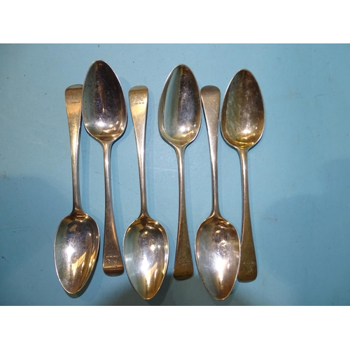 639 - Six Georgian Old English pattern tablespoons, various dates and makers, ___6.9oz.