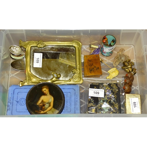 109 - A papier-mâché circular box and cover, the top painted with a scene of possibly Leda an... 