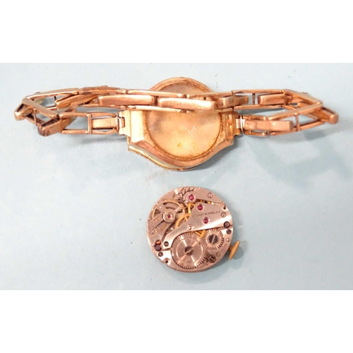 286 - A lady's 9ct-gold-cased wrist watch (working), on 9ct gold sprung bracelet, gross weight 12.5g.... 