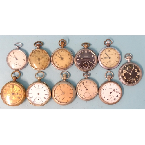 299 - A GSTP military open-face metal-cased pocket watch 