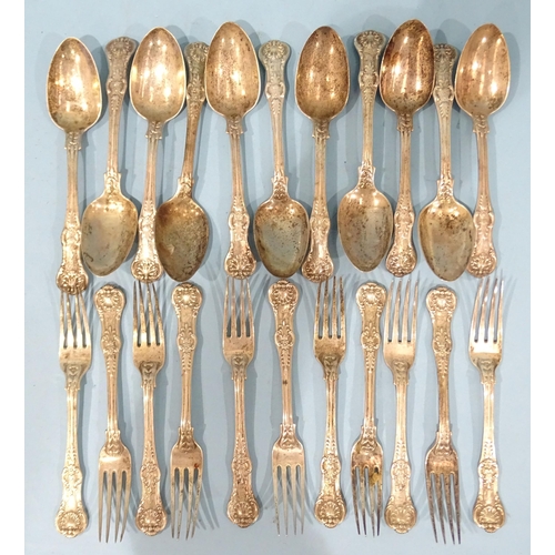 416 - A quantity of silver queen's pattern flatware by Jonathan Hayne, London: eleven each dessert spoons,... 