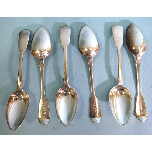 471 - A set of six Victorian silver dessert spoons, London 1843, maker John James Whiting, ___9oz.... 