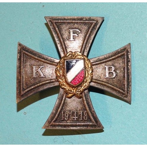 204 - A WWI German Kyffhauser Bund Warrior League Merit Cross (1st Class), marked HCH Timm, Berlin C19, a ... 