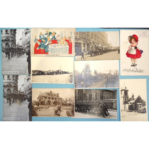 138 - Approximately 640 postcards, loose and in albums, railways, shipping, humour, topography, early-to-l... 