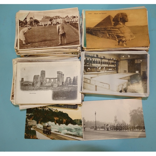 139 - Approximately 400 mainly topographical postcards, including some RPs, mainly UK.