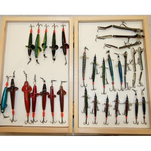 407 - A similar collection of approximately 60 lures, baits and minnows, in a modern box.