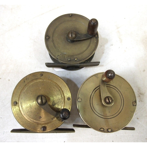 437 - Three brass crank-handle winches, 5-7cm diameter, one stamped S Allcock & Co, (3).... 