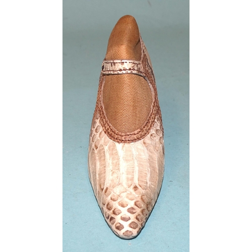 300 - A pair of miniature 1920's lizard skin fashion shoes in two-tone lizard skin with similar brown trim... 