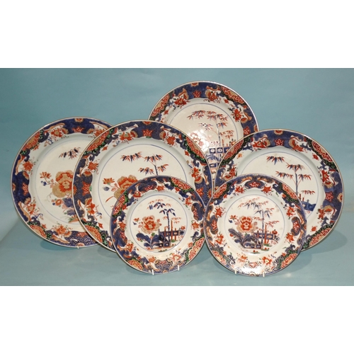 137 - A good part-service of 18th century Chinese verte/Imari porcelain dishes, 34cm diameter (x2, one wit... 