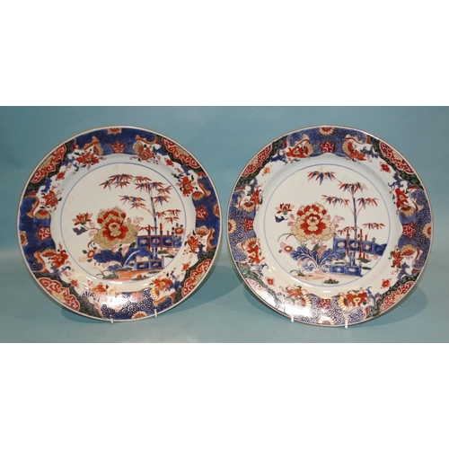 137 - A good part-service of 18th century Chinese verte/Imari porcelain dishes, 34cm diameter (x2, one wit... 