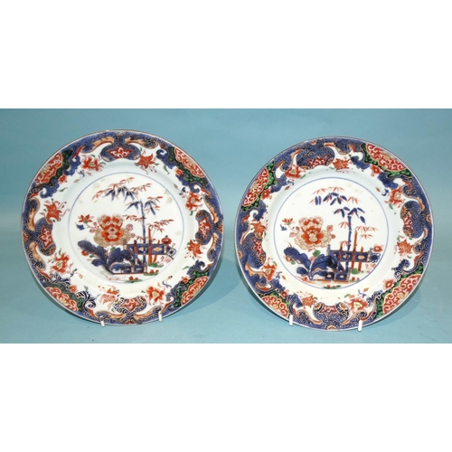 137 - A good part-service of 18th century Chinese verte/Imari porcelain dishes, 34cm diameter (x2, one wit... 