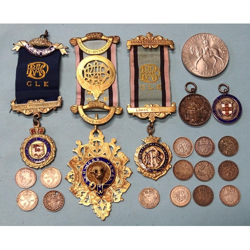 333 - Two silver Buffaloes Masonic jewels, various silver 3D coins and other items.