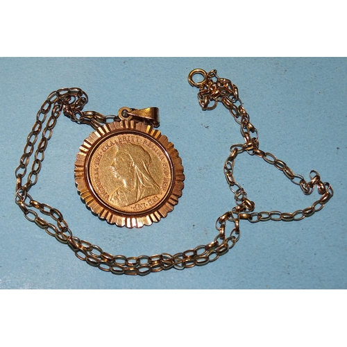 352 - A Queen Victoria 1899 half-sovereign in 9ct gold pendant mount, on unmarked belcher-link chain with ... 