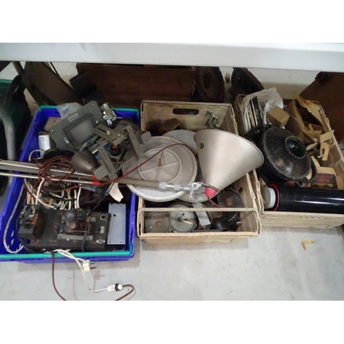 93 - Three GEC valves, a Bakelite valve radio, a Leek Point One stereo amplifier, various items of vintag... 