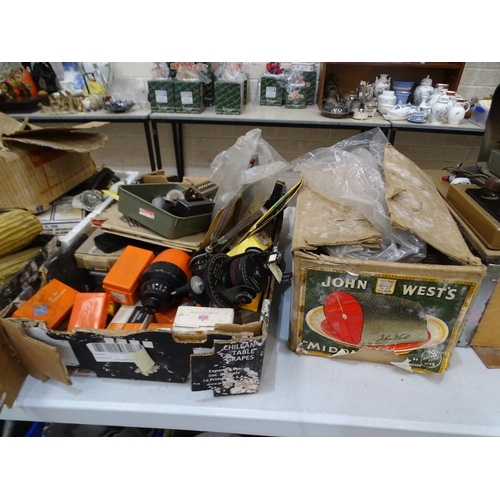 93 - Three GEC valves, a Bakelite valve radio, a Leek Point One stereo amplifier, various items of vintag... 