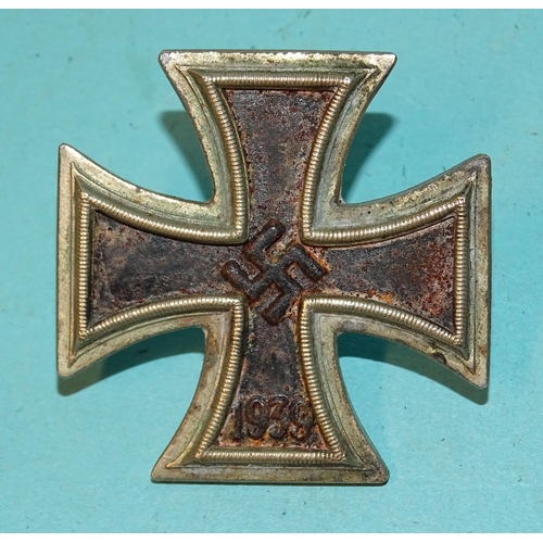 497 - A German WWII screw-back Iron Cross, 1st Class.