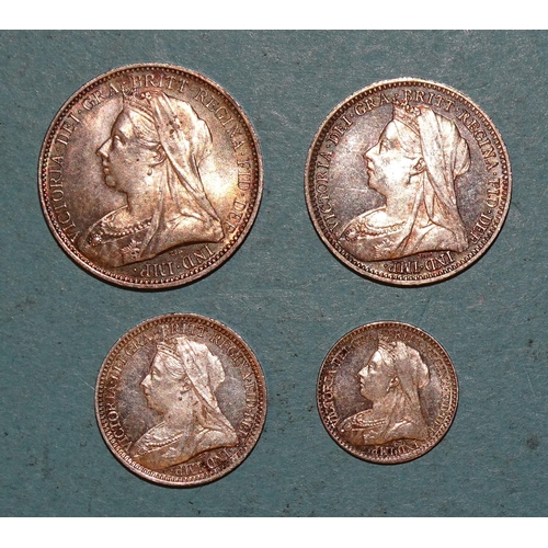 119 - A Queen Victoria 1900 Maundy set, (no case).