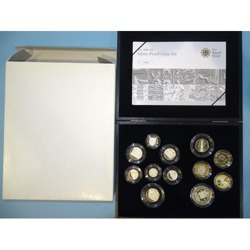 136 - The Royal Mint, 'The 2009 United Kingdom Silver Proof Twelve Coin Set', with Kew Gardens 50p piece, ... 