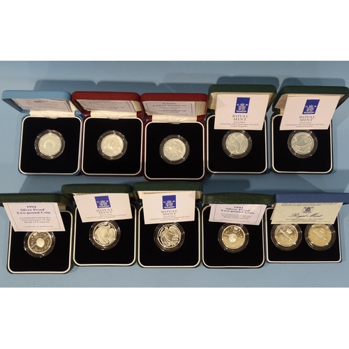 140 - The Royal Mint, a collection of ten cased silver proof commemorative £2 coins, comprising: 199... 