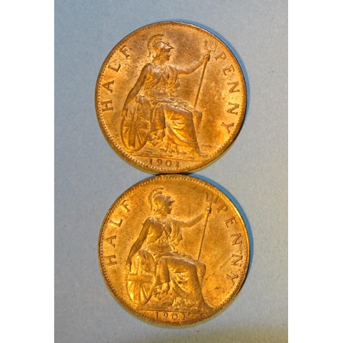 179 - Victoria (1837-1901), a collection of various copper and bronze coinage.