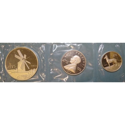 191 - Central Bank of Malta, a 1977 proof silver three-coin set, comprising £5, £2, and £... 