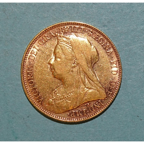 215 - A Victoria 1900 sovereign, Melbourne Mint.