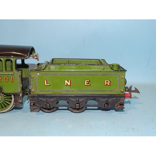 248 - Hornby, O gauge, No.2 Special 4-4-0 LNER locomotive and tender, clockwork, 