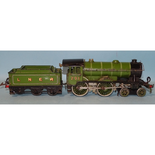 248 - Hornby, O gauge, No.2 Special 4-4-0 LNER locomotive and tender, clockwork, 