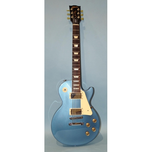 520 - A USA-made Gibson Les Paul 2016 Studio Traditional Pelham blue electric guitar numbered 150116084, i... 